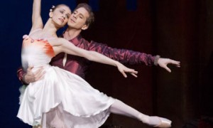 Marianela Nunez and Nehemiah Kish in The Prince of the Pagodas. © Johan Persson, courtesy of ROH. (Click image for larger version)