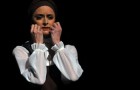 dm-les-noces-elizabeth-mcgorian-mothers-cry_360