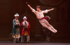 Gennadi Saveliev as Conrad in Le Corsaire.© Rosalie O'Connor. (Click image for larger version)