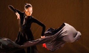 Hong Kong Dance Company in Spring Ritual-Eulogy.© Conrado Dy-Liacco. (Click image for larger version)