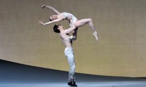Marianela Nunez and Federico Bonnelli in Christopher Wheeldon's Aeternum.© Dave Morgan, by kind permission of the Royal Opera House. (Click image for larger version)