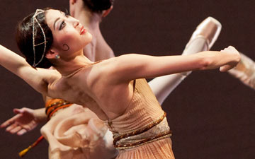 Washington Ballet in Push Comes to Shove. © Brianne Bland. (Click image for larger version)