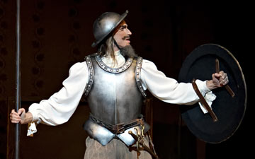 Carlos Molina in Don Quixote. © Gene Schiavone. (Click image for larger version)