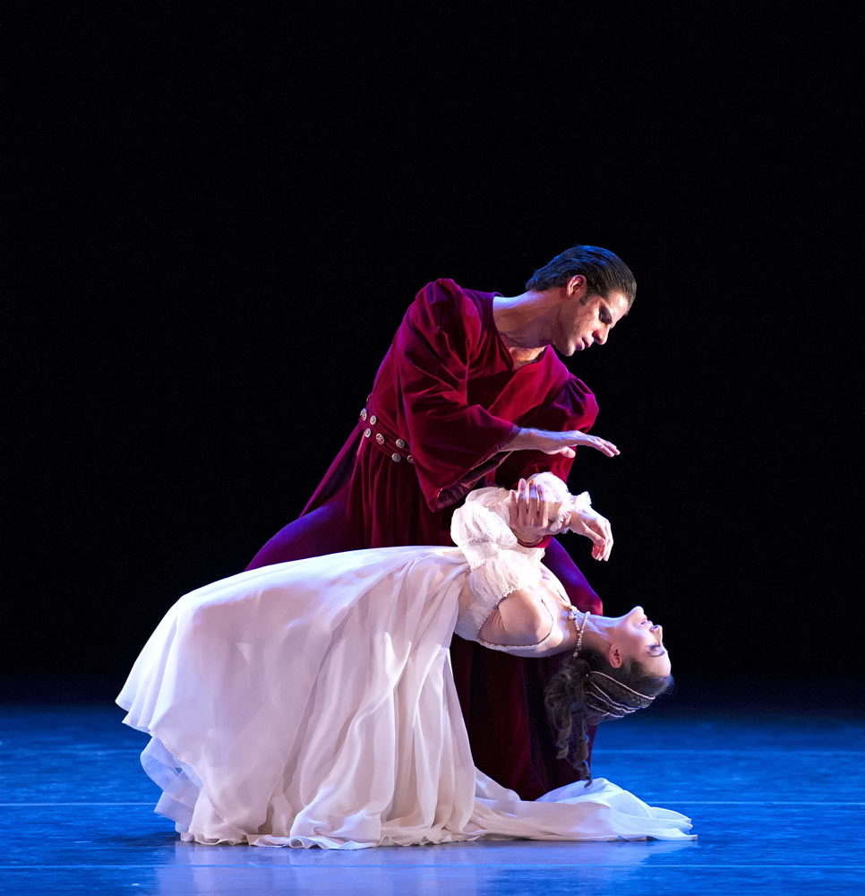 Julie Kent and Marcelo Gomes in The Moor's Pavane.© Gene Schiavone. (Click image for larger version)