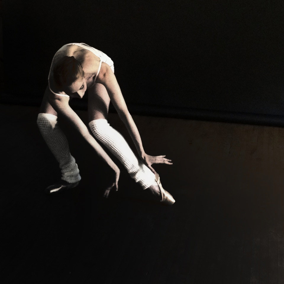 Dancer Ashley Laracey by Troy Schumacher. © (Click image for larger version)