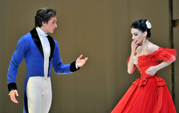 Sergei Polunin and Tamara Rojo in <I>Marguerite & Armand</I>.<br />© Dave Morgan, by kind permission of the Royal Opera House. (Click image for larger version)