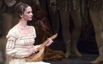 Polina Semionova in Romeo and Juliet.© and provided by HK Leisure & Cultural Services Department(Click image for larger version)
