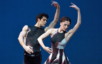 Veronika Part and Roberto Bolle in Symphony #9.© Rosalie O'Connor. (Click image for larger version)