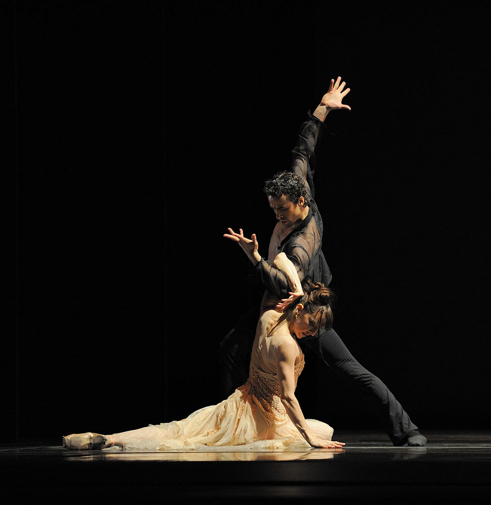 Lorena Feijoo and Vitor Luiz in Possokhov's <I>Talk To Her</I>.<br />© Erik Tomasson. (Click image for larger version)
