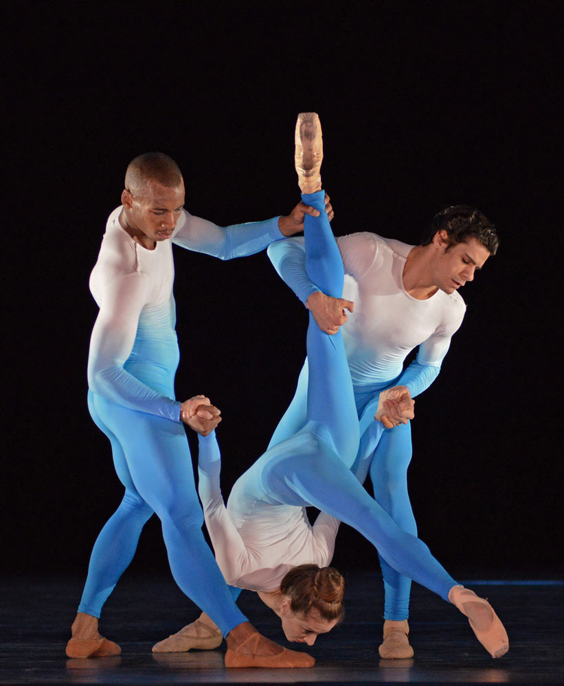 Eric Underwood, Marianela Nunez and Thiago Soares in Tetractys - The Art of Fugue.© Dave Morgan, courtesy the Royal Opera House. (Click image for larger version)