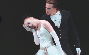 Janie Taylor and Sebastien Marcovici in Balanchine's La Valse.© Paul Kolnik. (Click image for larger version)