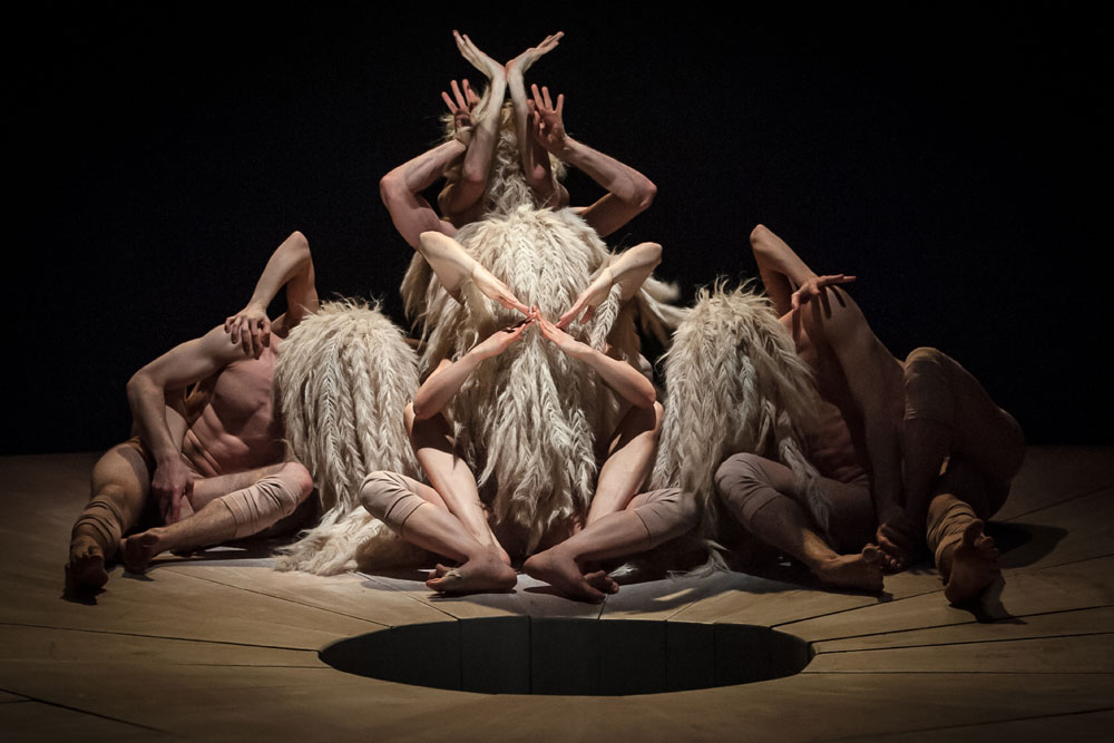 Scottish Dance Theatre in <I>Yama</I>.<br />© Brian Hartley/Stillmotion. (Click image for larger version)