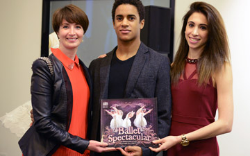 Lauren Cuthbertson, Yasmine Naghdi and Marcelino Sambe at the Waterstones Ballet Spectacular book Q&A.© Dave Morgan. (Click image for larger version)