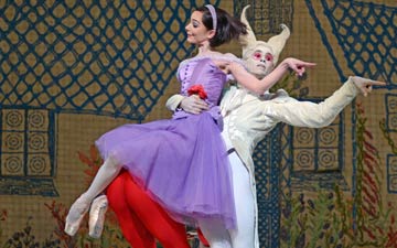 Sarah Lamb and Ricardo Cervera in Alice's Adventures in Wonderland.© Dave Morgan, courtesy the Royal Opera House. (Click image for larger version)