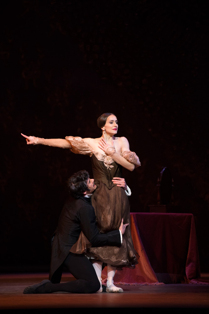 Thiago Soares and Marianela Nunez in <I>Onegin</I>.<br />© Bill Cooper Photograph. © 2013 The Royal Opera House / Bill Cooper.  (Click image for larger version)