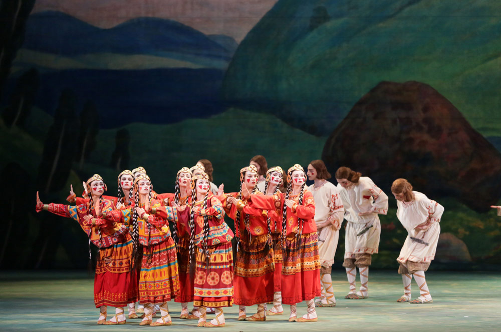 Mariinsky Ballet in <I>Le Sacre du Printemps</I>.<br />© Natasha Razina. (Click image for larger version