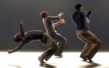 Alvin Ailey American Dance Theater in Hofesh Shechter's Uprising.© Paul Kolnik. (Click image for larger version)