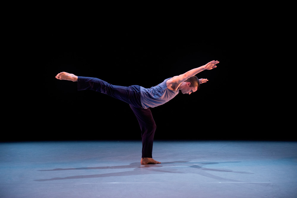 Liam Riddick (Richard Alston Dance Company) in Robert Cohan's Sigh.© Camilla Greenwell. (Click image for larger version)