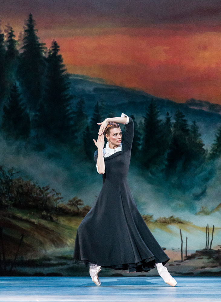 Zenaida Yanowsky in Christopher Wheeldon's The Winter’s Tale.© Johan Persson, ROH. (Click image for larger version)