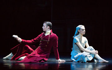 Bethany Kingsley-Garner and Christopher Harrison in Cinderella.© Andy Ross, Scottish Ballet. (Click image for larger version)
