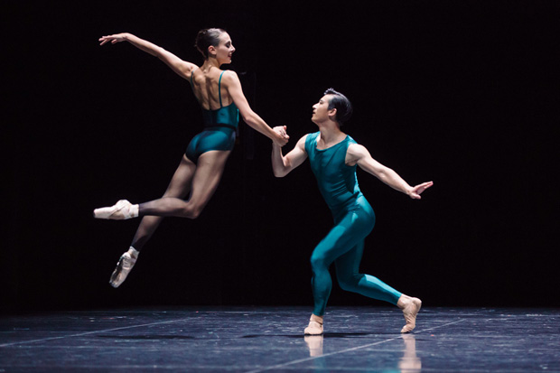 Dimity Azoury and Chengwu Guo in Forsythe’s <I>In the Middle, Somewhat Elevated</I>.<br />© Daniel Boud. (Click image for larger version)