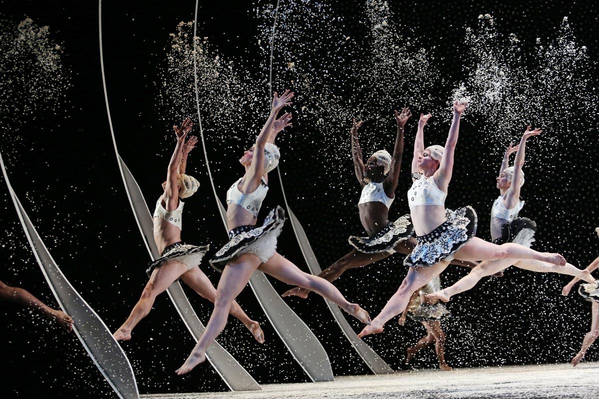 Mark Morris Dance Group in The Hard Nut.© Julieta Cervantes. (Click image for larger version