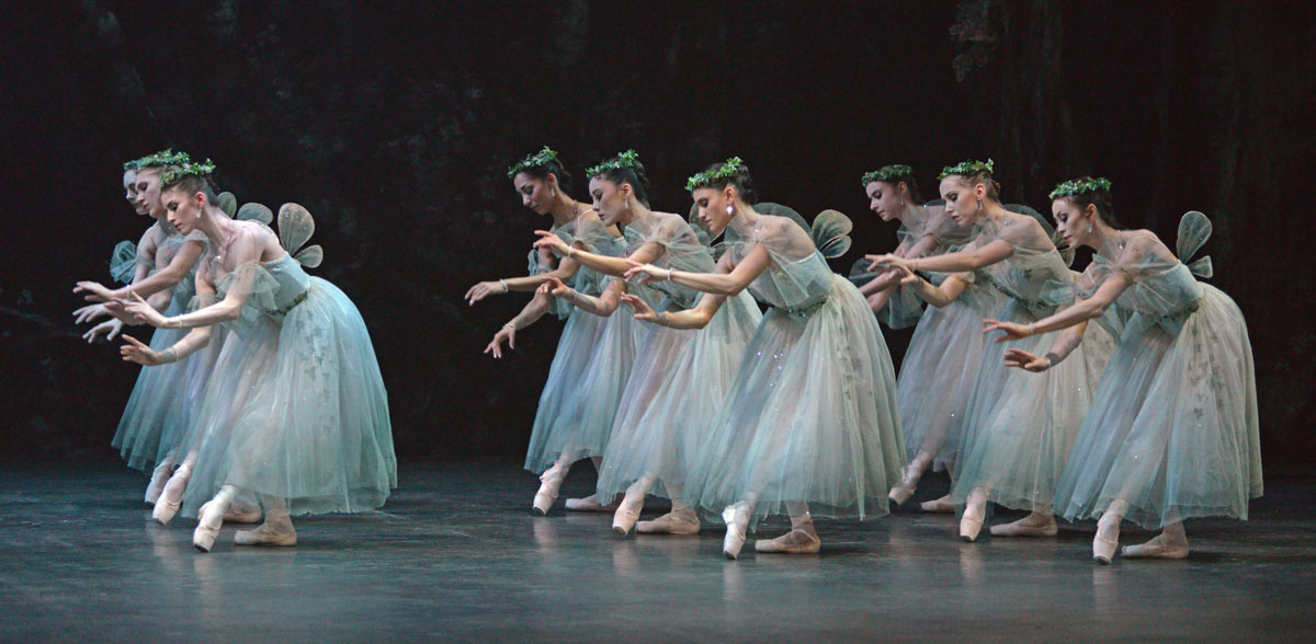 English National Ballet in Giselle.© Dave Morgan. (Click image for larger version)