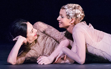 Alessandra Ferri and Francesca Hayward in the I Now, I Then section of Woolf Works.© Tristam Kenton, courtesy the Royal Opera House. (Click image for larger version)