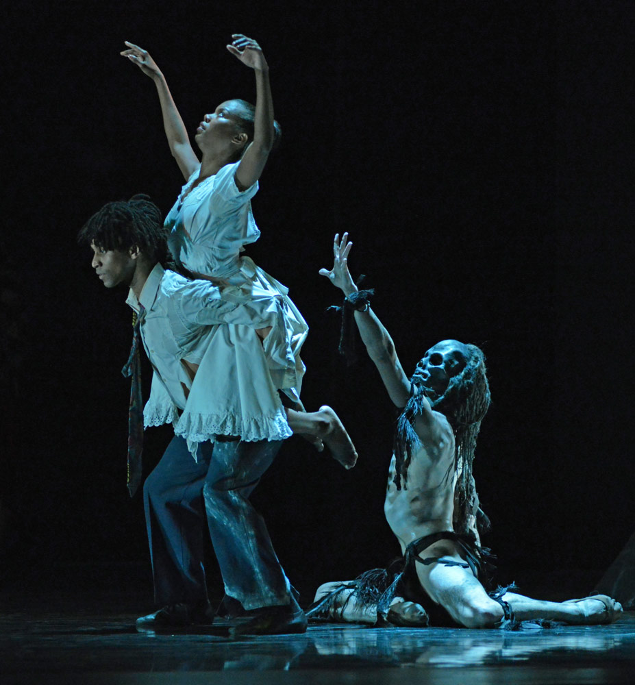 Miguel Altunaga and Carolyn Bolton (with a Ghost Dancer) in <I>Ghost Dances</I>.<br />© Dave Morgan. (Click image for larger version)