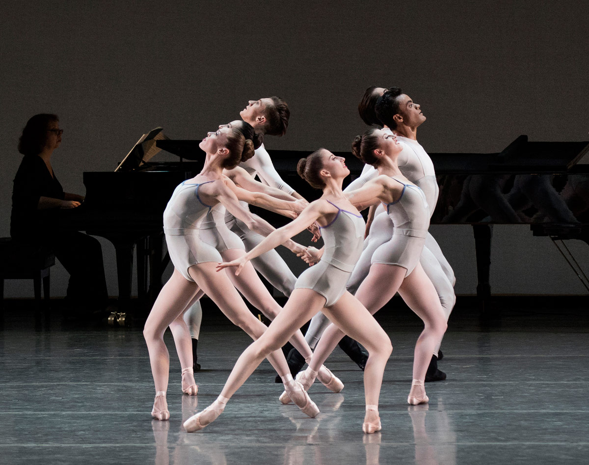 New York City Ballet in In Creases.© Paul Kolnik. (Click image for larger version)