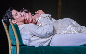 Alessandra Ferri and Federico Bonelli in Marguerite and Armand.© Tristram Kenton, courtesy the Royal Opera House. (Click image for larger version)