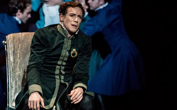 Edward Watson in The Winter’s Tale.© Darren Thomas. (Click image for larger version)