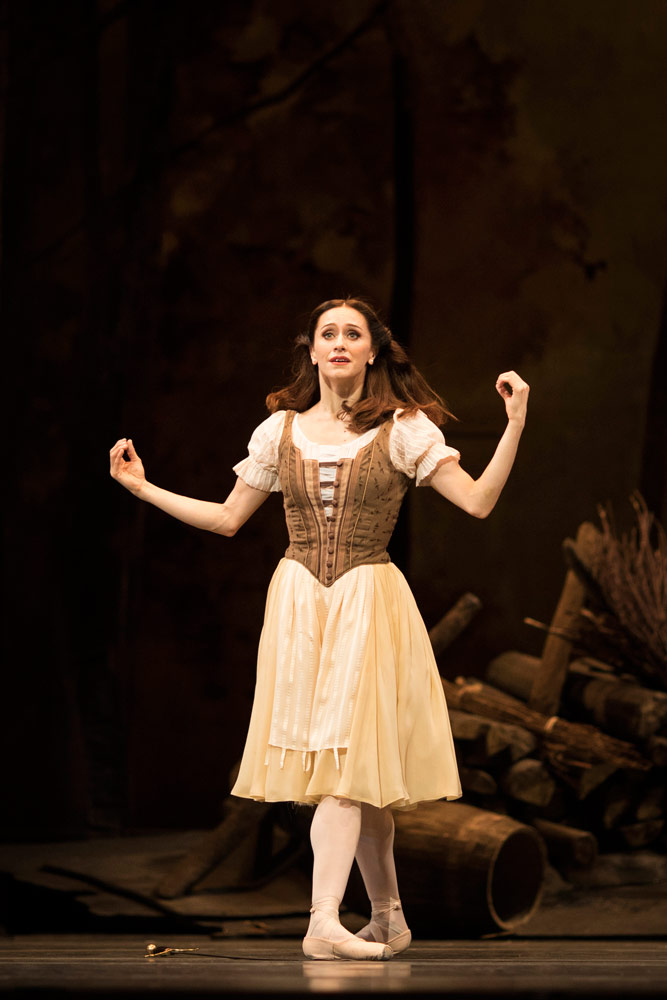 Marianela Nunez in Giselle.© Helen Maybanks, courtesy the Royal Opera House. (Click image for larger version)