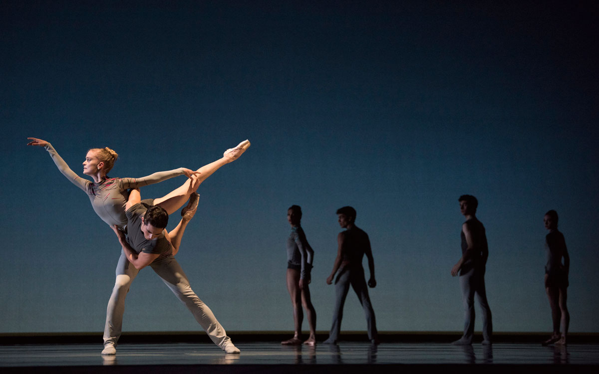 San Francisco Ballet in Thatcher's Ghost in the Machine.© Erik Tomasson. (Click image for larger version)