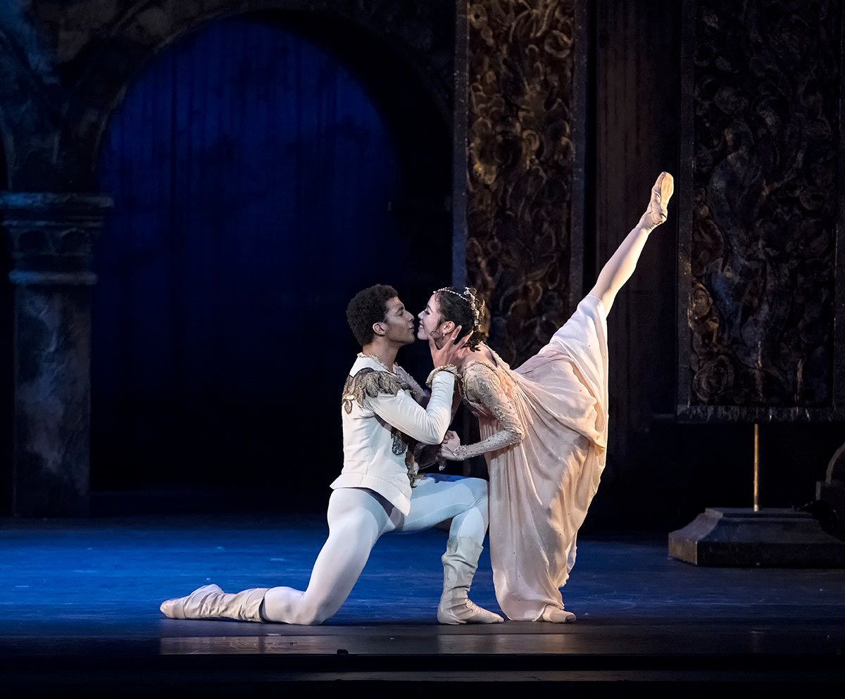 EunWon Lee and Gian Carlo Perez in Romeo and Juliet.© Gene Schiavone. (Click image for larger version)