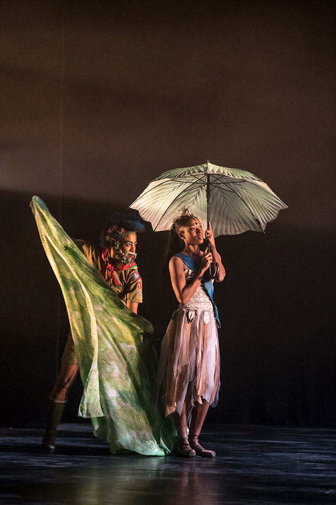 Isabela Coracy and Cira Robinson in Arthur Pita's <I>A Dream Within a Midsummer Night’s Dream</I>.<br />© Bill Cooper. (Click image for larger version)