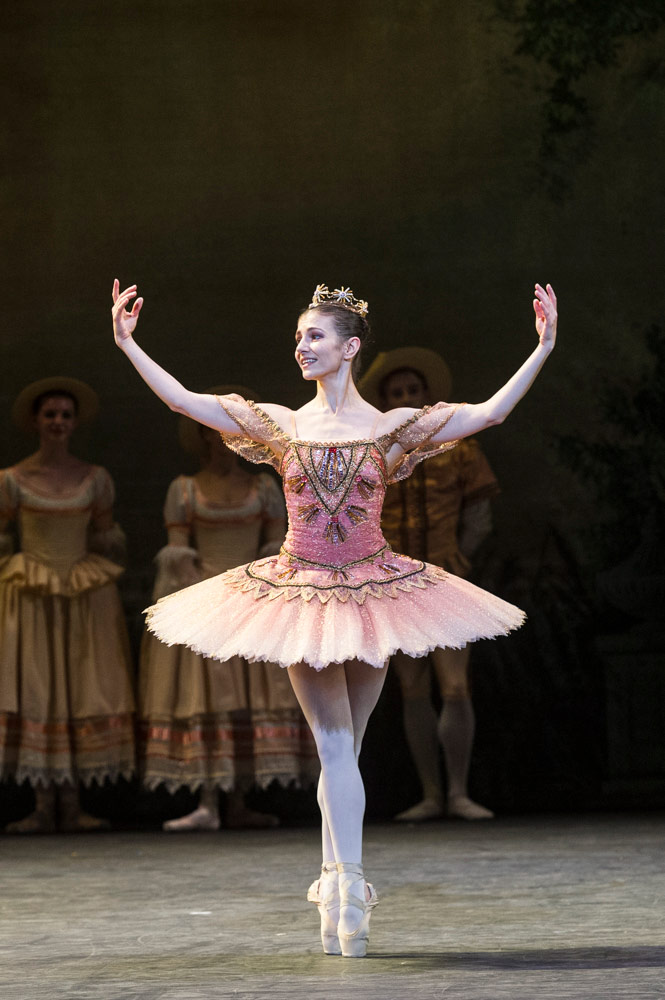 Alina Cojocaru in The Sleeping Beauty.© Foteini Christofilopoulou. (Click image for larger version)
