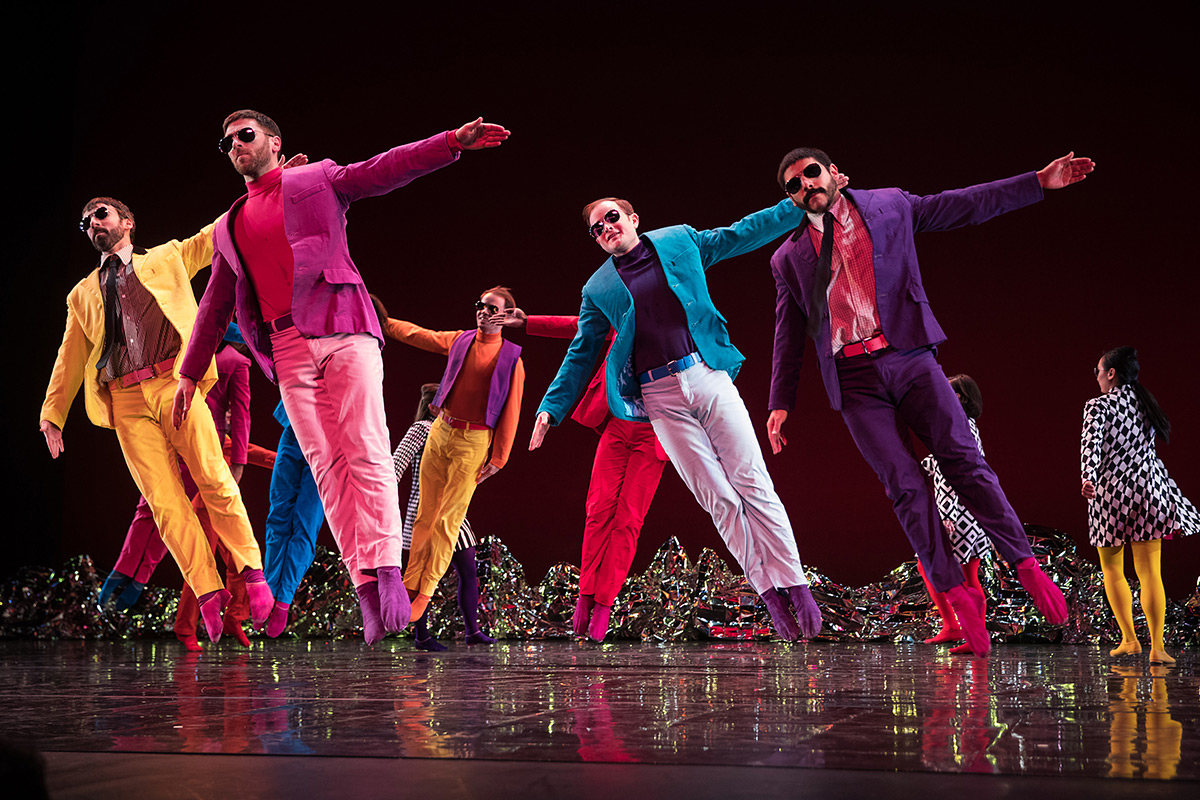 Mark Morris Dance Group in Pepperland.© Mat Hayward. (Click image for larger version)