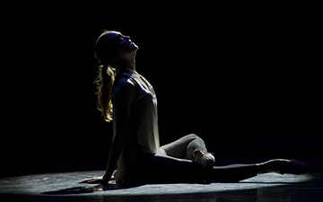Chloe Keneally in Kenneth Tindall's Solo for C.© Emma Kauldhar. (Click image for larger version)