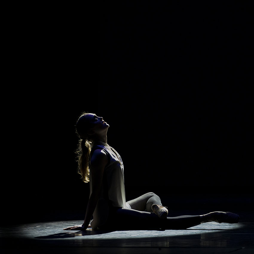 Chloe Keneally in Kenneth Tindall's Solo for C.© Emma Kauldhar. (Click image for larger version)