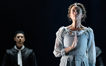Araminta Wraith and company in Helen Pickett's The Crucible.© Jane Hobson. (Click image for larger version)