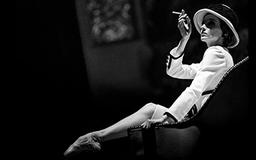 Svetlana Zakharova in Gabrielle Chanel.© Jack Devant. (Click image for larger version)