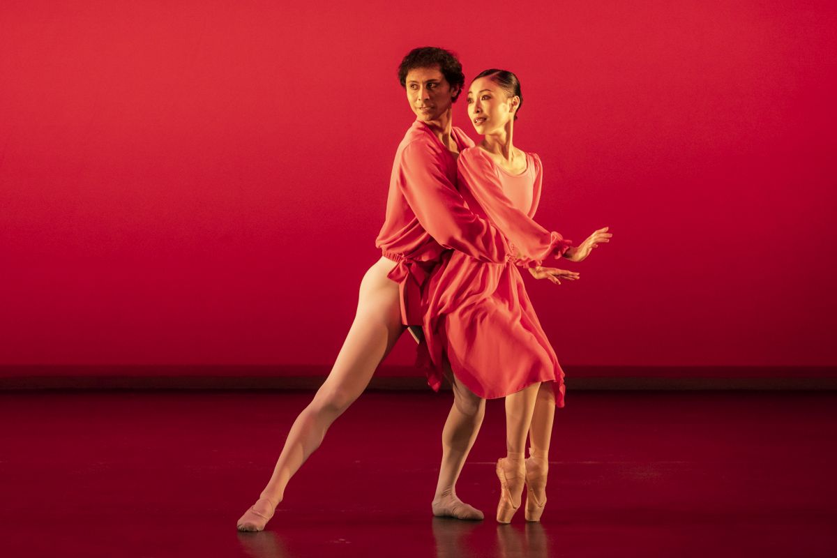 César Morales and Momoko Hirata as the Red Couple in <I>Our Waltzes</I>.<br />© Johan Persson. (Click image for larger version)