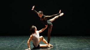 Lorenzo Trossello and Minju Kang in Kenneth Tindall's States of Mind.© Emma Kauldhar. (Click image for larger version)