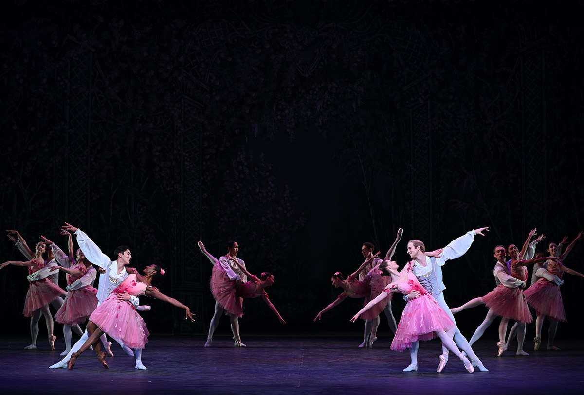 English National Ballet in <I>Nutcracker</I>.<br />© Laurent Liotardo. (Click image for larger version)