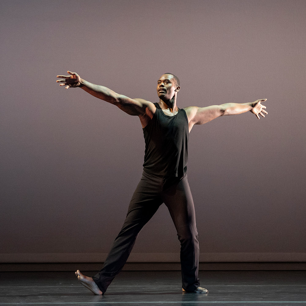 Jamar Roberts in You Are the Golden Hour that would Soon Evanesce in his farewell performance, December 9, 2021.© Paul Kolnik. (Click image for larger version)